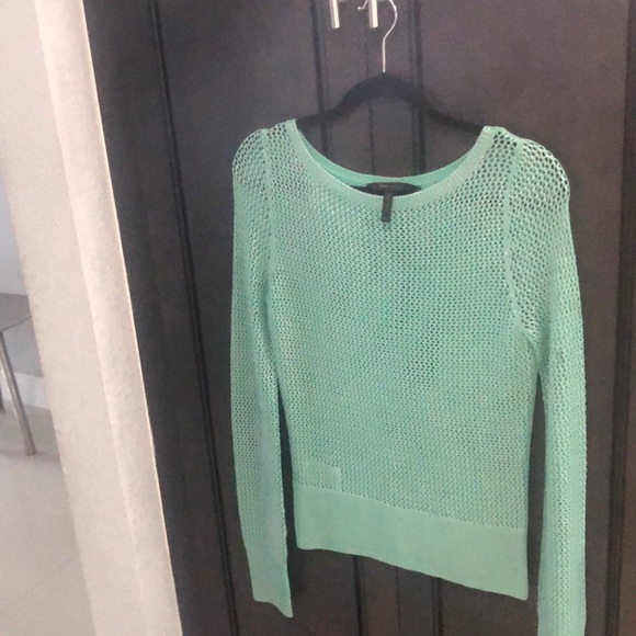 Sweater - Picture 4 of 4